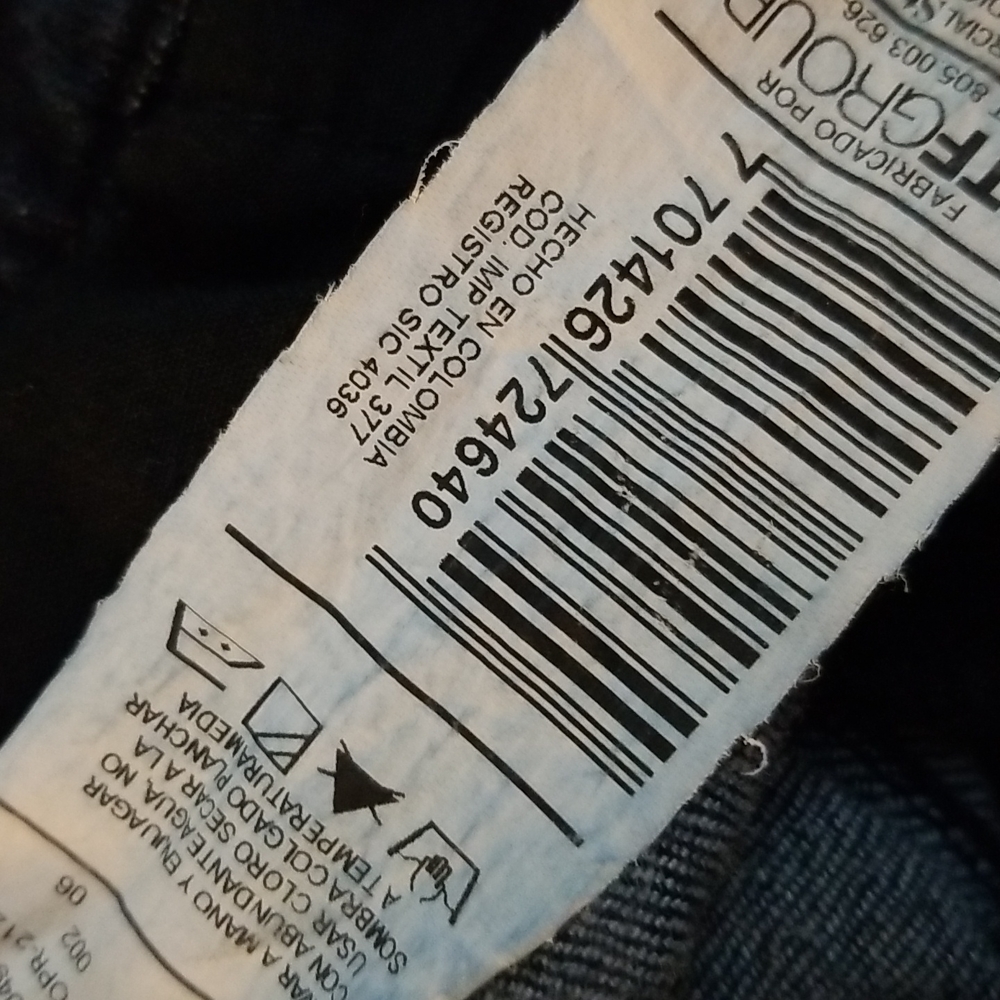 Studio F Jeans - Picture 12 of 12